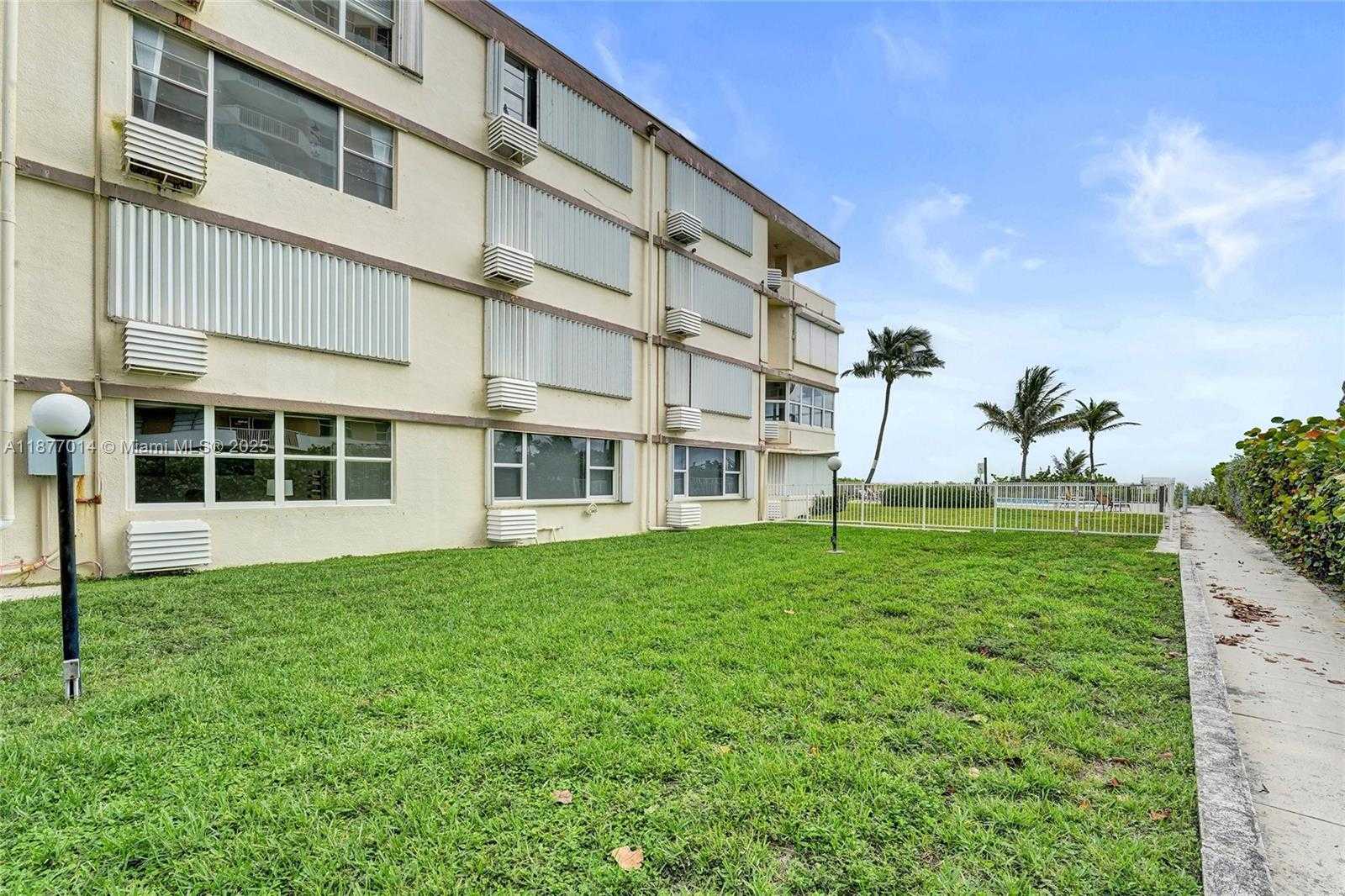 Small Image of 1936 SOUTH OCEAN DR #20D, Hallandale Beach Number 39