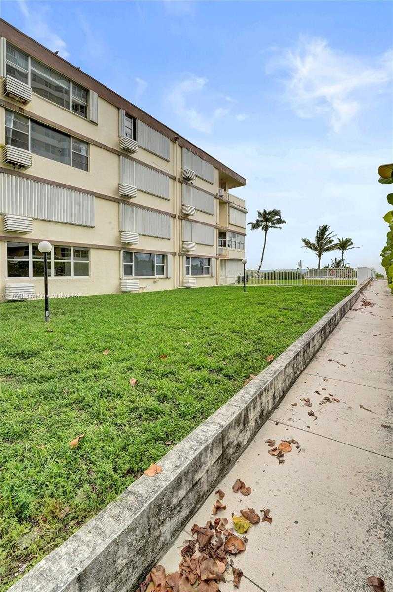 Small Image of 1936 SOUTH OCEAN DR #20D, Hallandale Beach Number 41