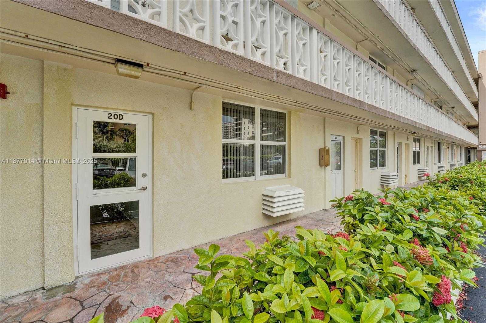 Small Image of 1936 SOUTH OCEAN DR #20D, Hallandale Beach Number 7