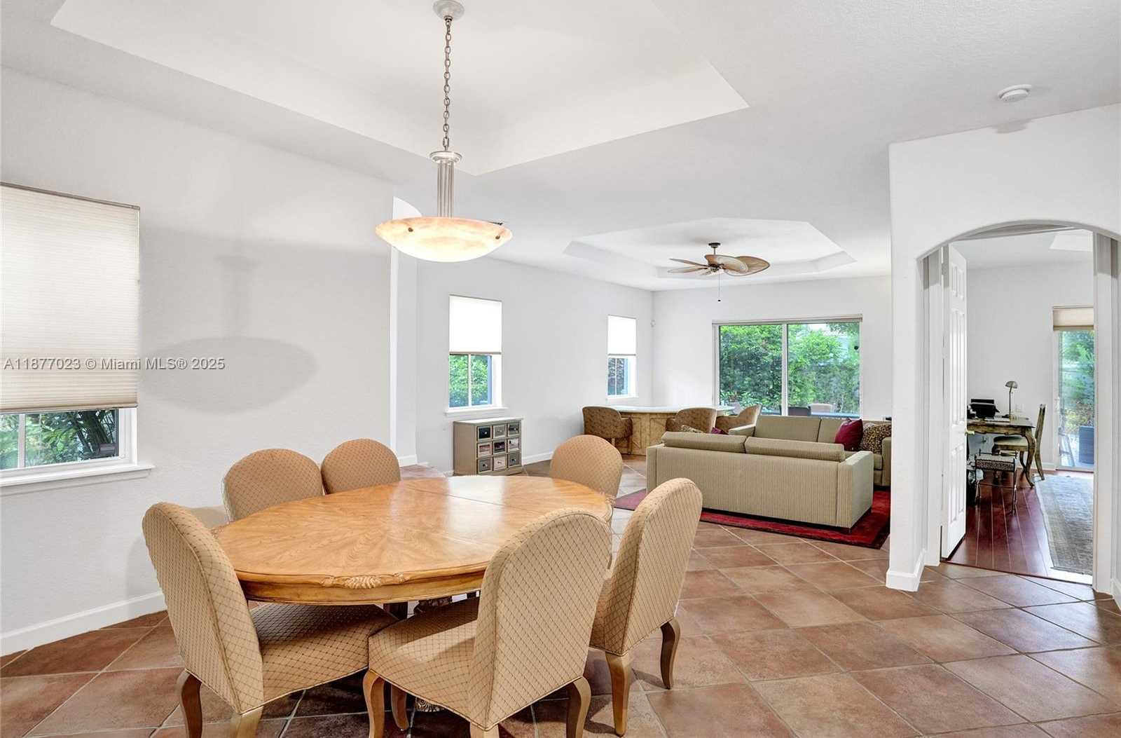 Small Image of 842 EAST SPINNAKER DR E, Hollywood Number 14