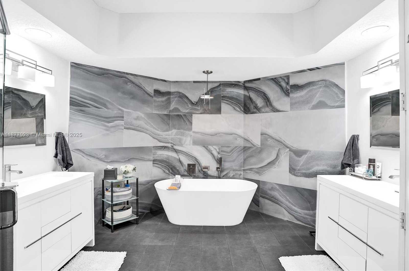 Small Image of 842 EAST SPINNAKER DR E, Hollywood Number 23