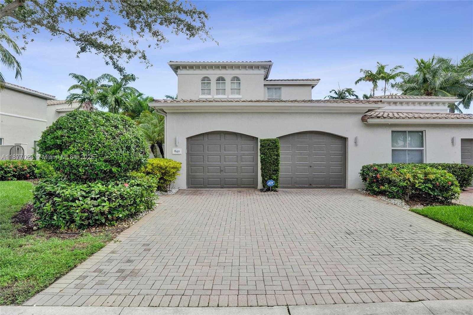 Small Image of 842 EAST SPINNAKER DR E, Hollywood Number 3