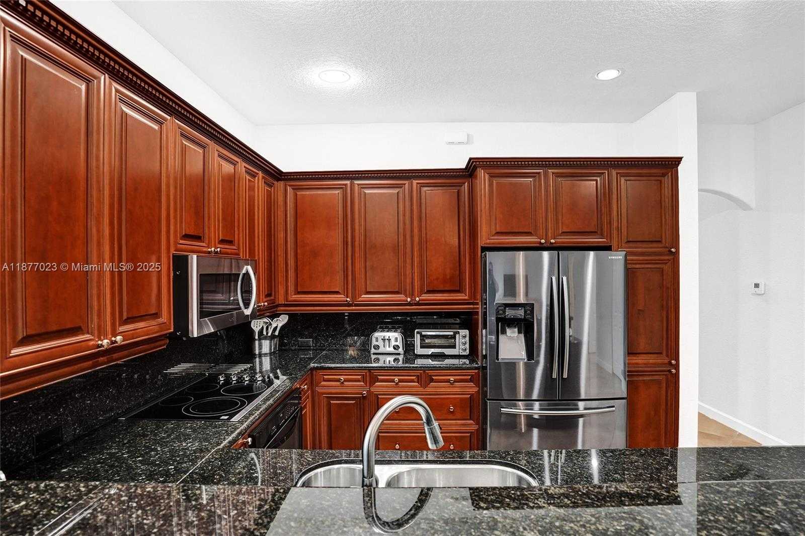 Small Image of 842 EAST SPINNAKER DR E, Hollywood Number 33