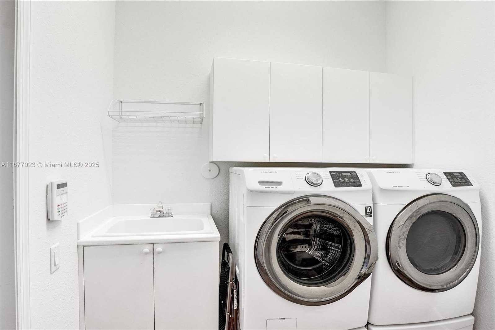 Small Image of 842 EAST SPINNAKER DR E, Hollywood Number 41