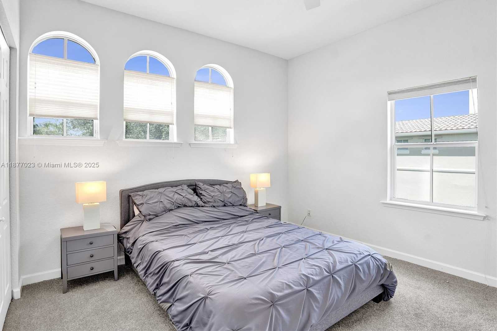 Small Image of 842 EAST SPINNAKER DR E, Hollywood Number 47