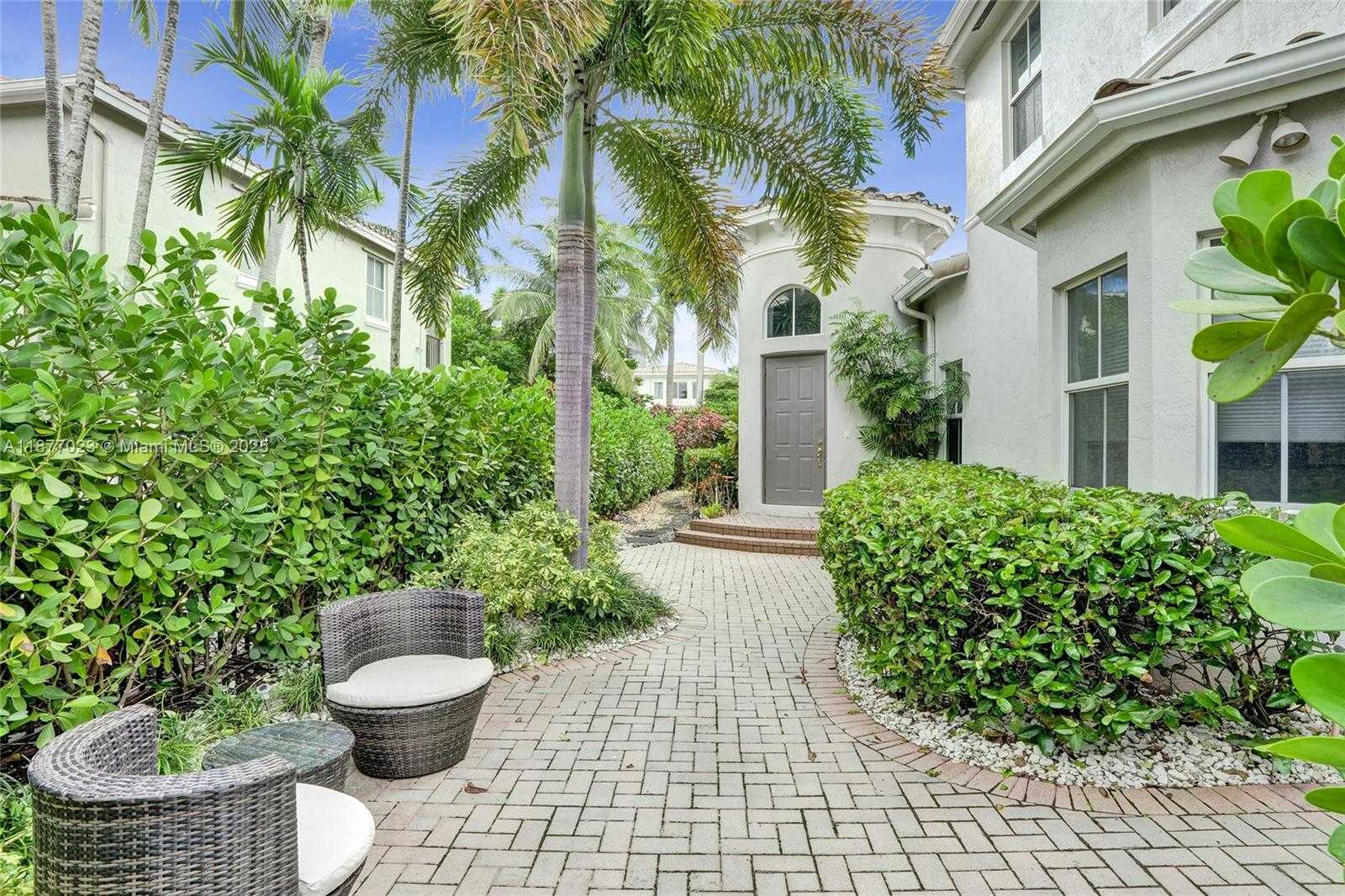 Small Image of 842 EAST SPINNAKER DR E, Hollywood Number 5