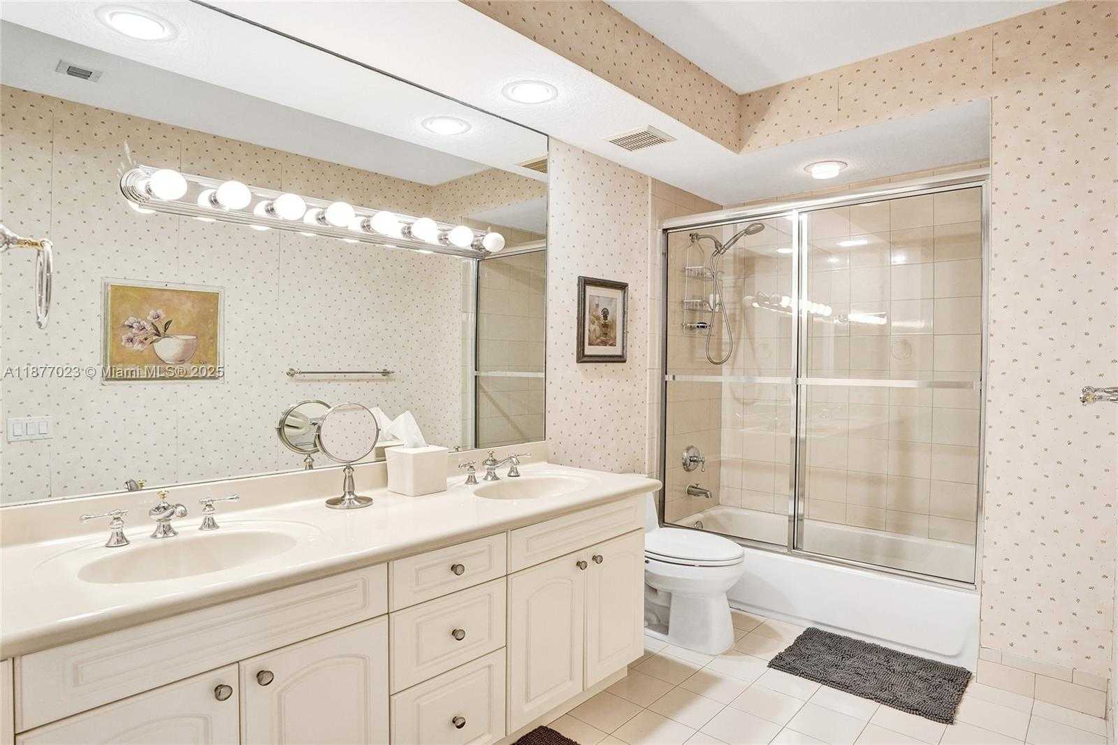 Small Image of 842 EAST SPINNAKER DR E, Hollywood Number 51