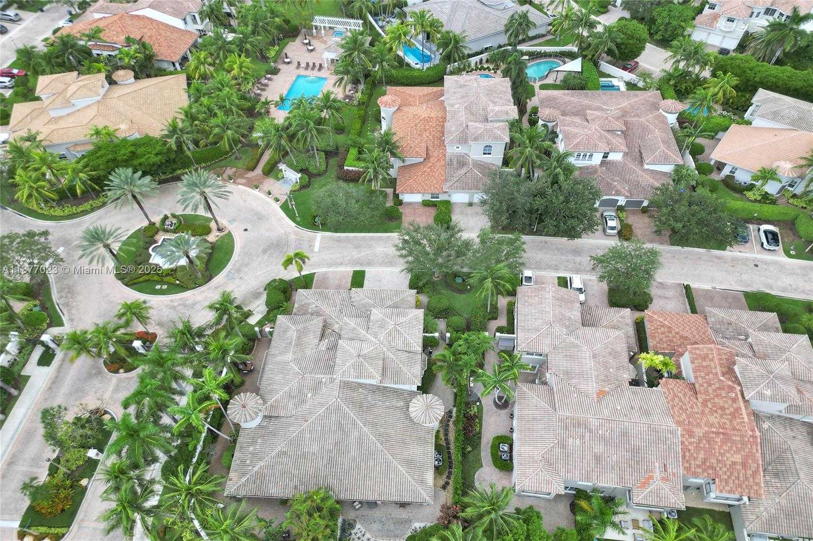 Small Image of 842 EAST SPINNAKER DR E, Hollywood Number 53