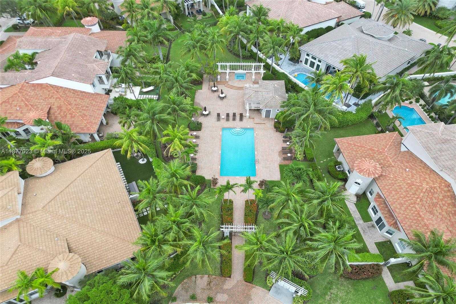Small Image of 842 EAST SPINNAKER DR E, Hollywood Number 54