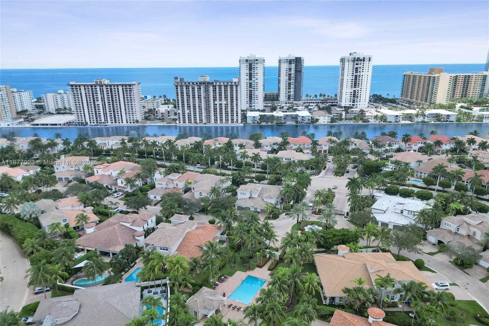 Small Image of 842 EAST SPINNAKER DR E, Hollywood Number 65