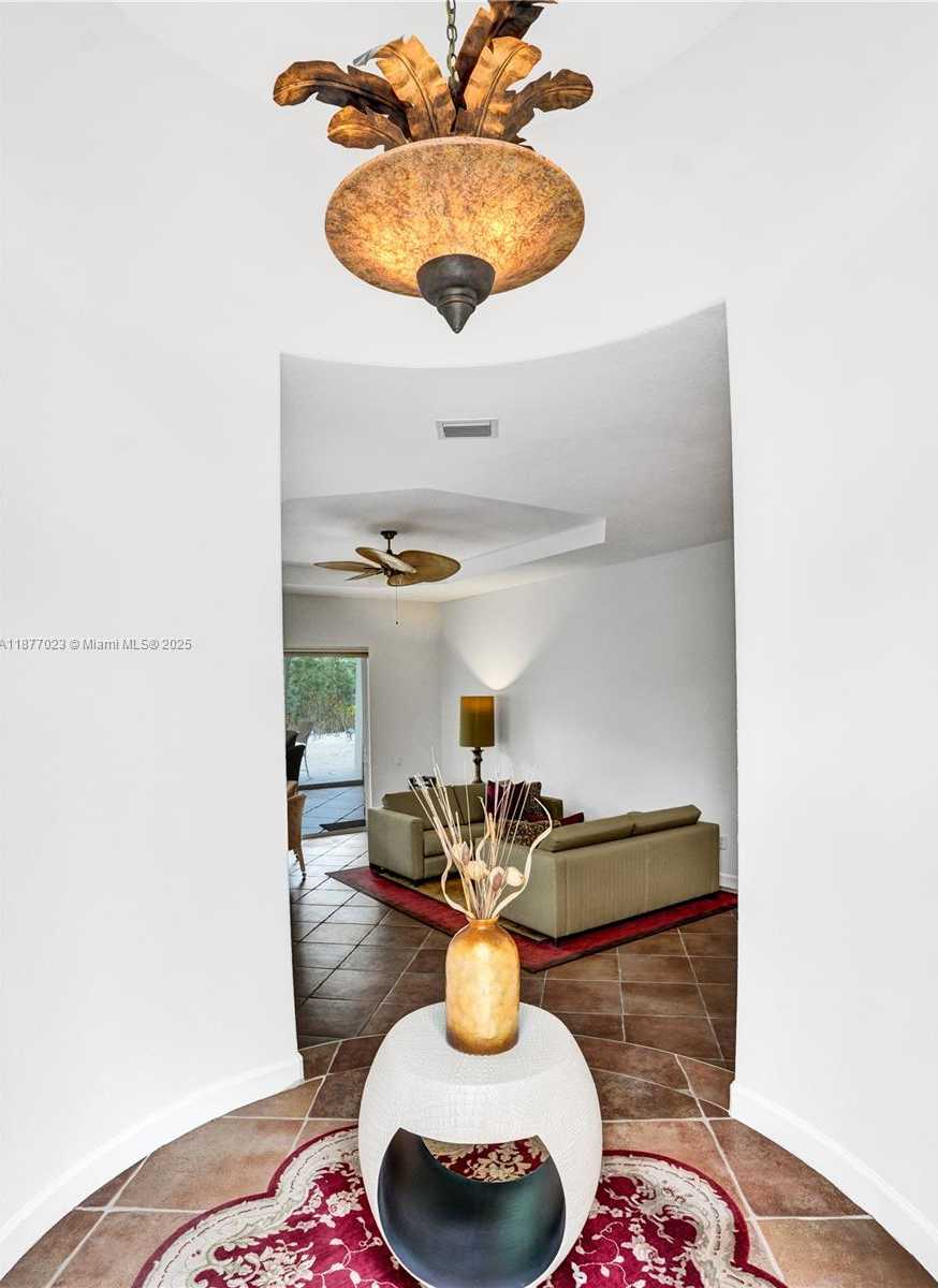 Small Image of 842 EAST SPINNAKER DR E, Hollywood Number 9