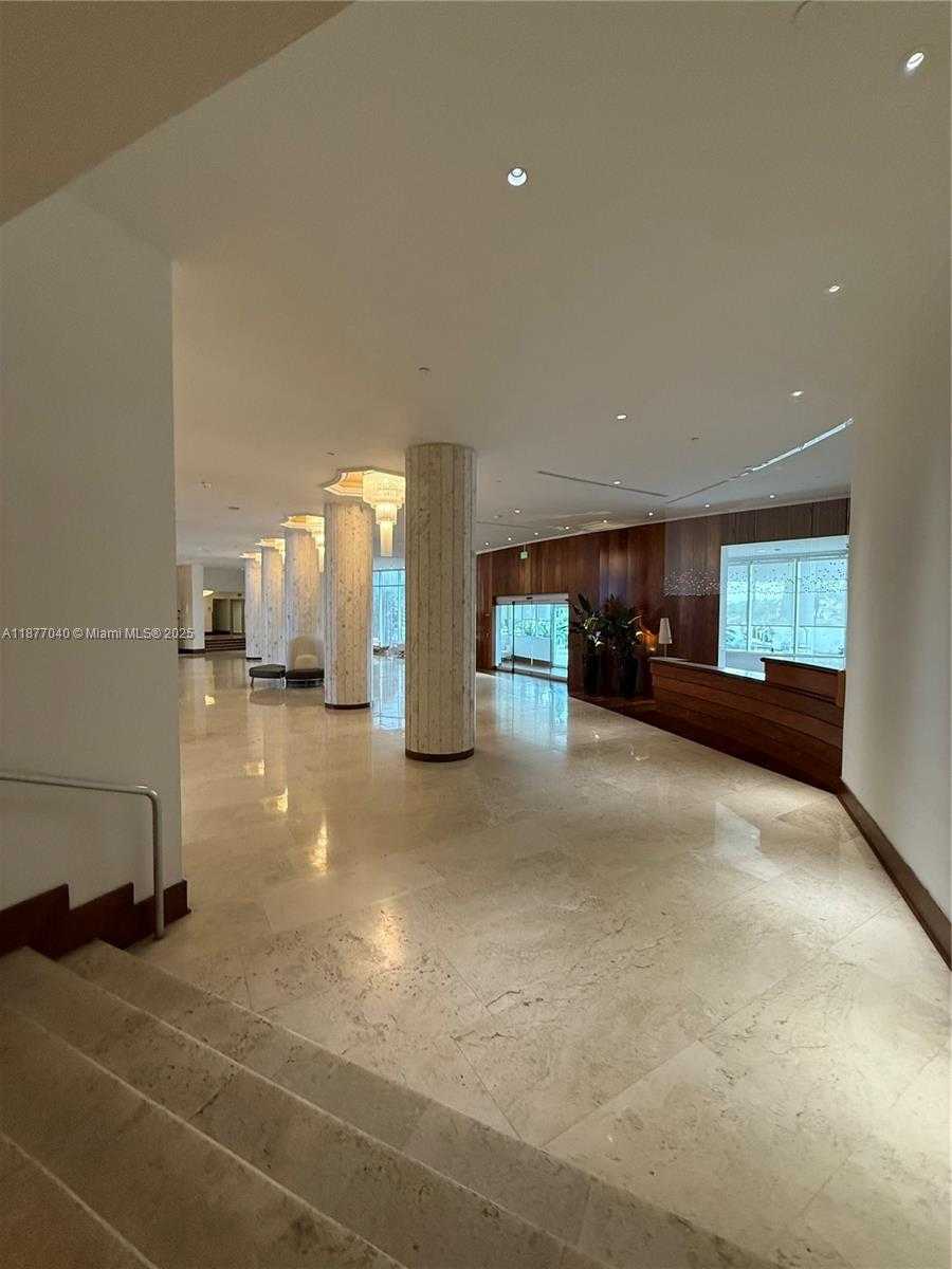 Small Image of 5161 COLLINS AVE #511, Miami Beach Number 20