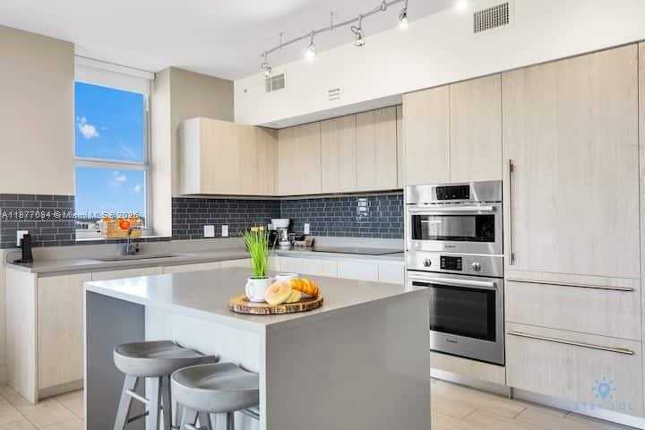 Small Image of 4010 SOUTH OCEAN DR #R708, Hollywood Number 12