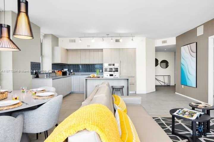 Small Image of 4010 SOUTH OCEAN DR #R708, Hollywood Number 15