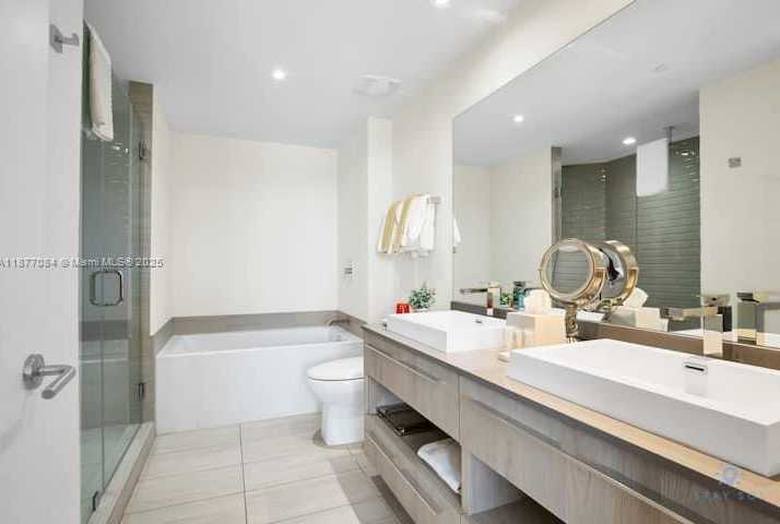 Small Image of 4010 SOUTH OCEAN DR #R708, Hollywood Number 7