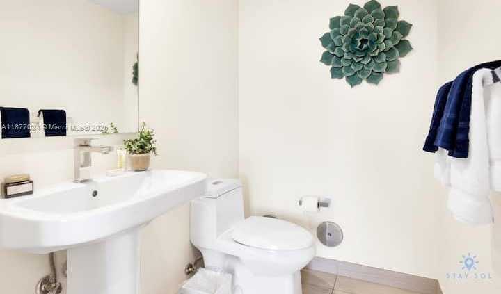 Small Image of 4010 SOUTH OCEAN DR #R708, Hollywood Number 9