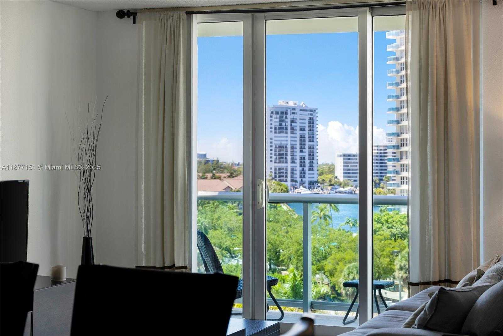 Small Image of 3901 SOUTH OCEAN DR #7P, Hollywood Number 5