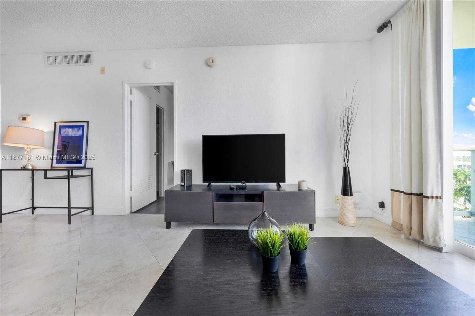 Small Image of 3901 SOUTH OCEAN DR #7P, Hollywood Number 8