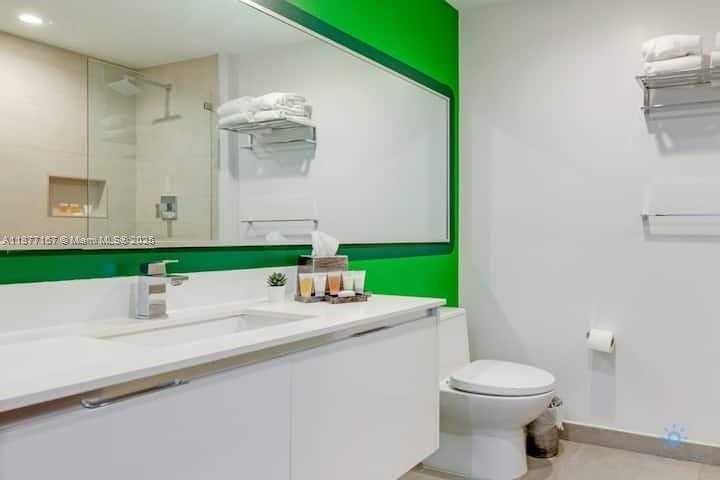 Small Image of 777 NORTH OCEAN DR #S529, Hollywood Number 14
