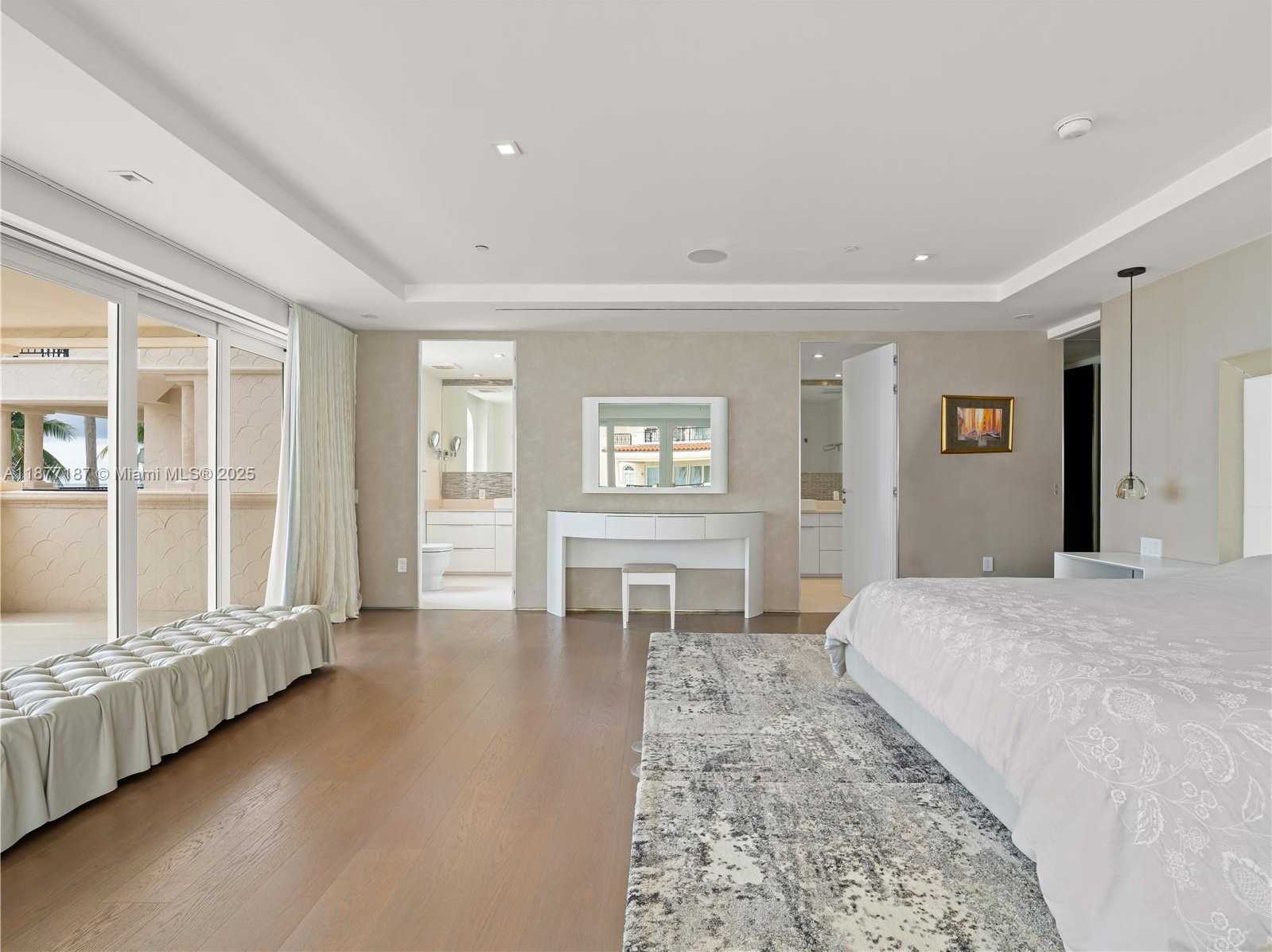 Small Image of 8011 FISHER ISLAND DR #8011, Miami Beach Number 12