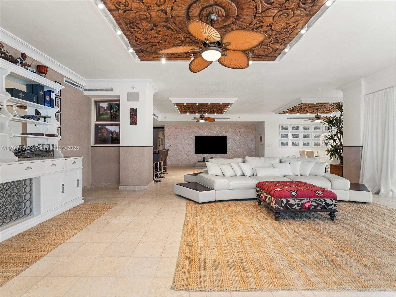 Small Image of 8011 FISHER ISLAND DR #8011, Miami Beach Number 47
