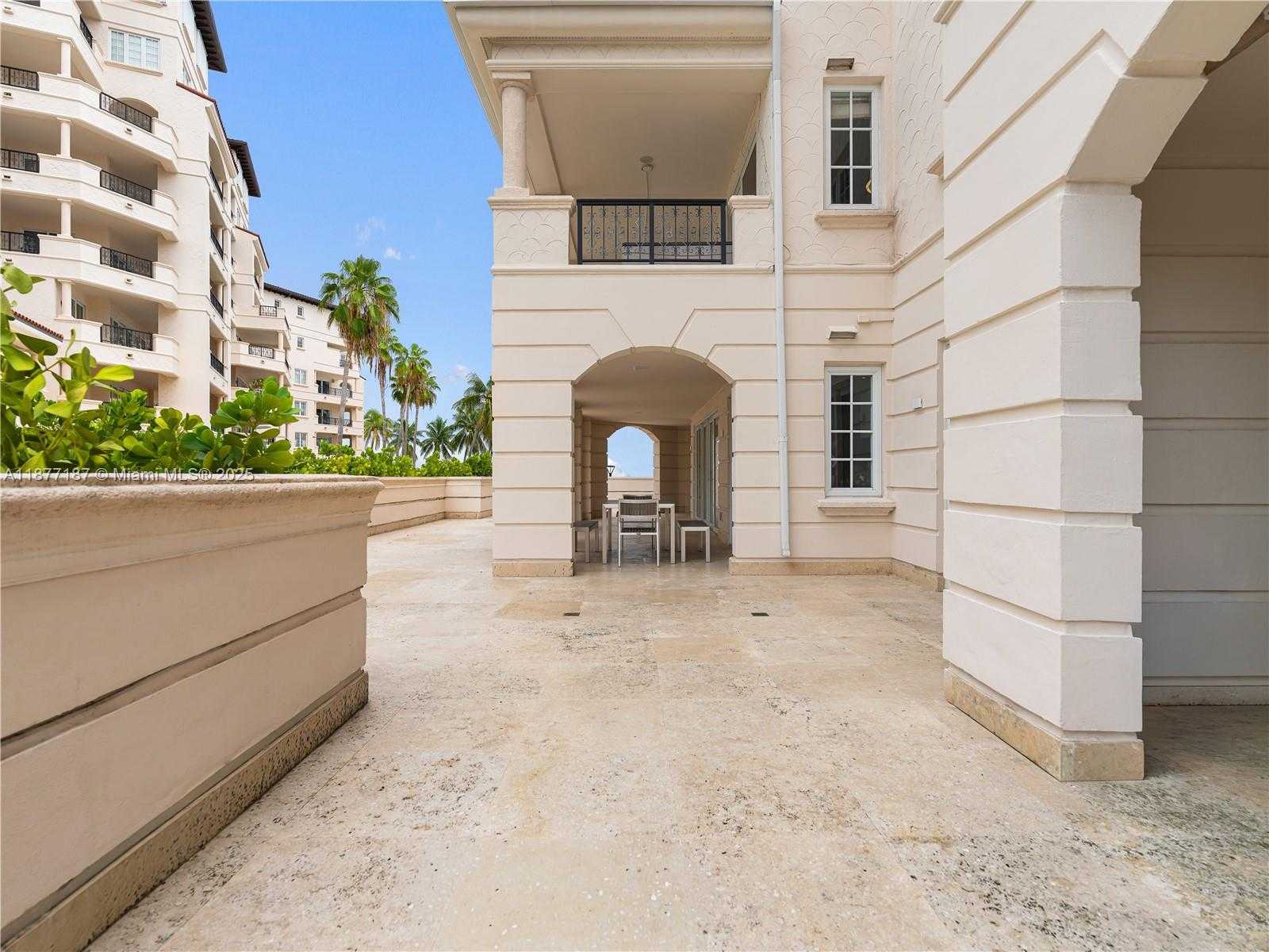 Small Image of 8011 FISHER ISLAND DR #8011, Miami Beach Number 53