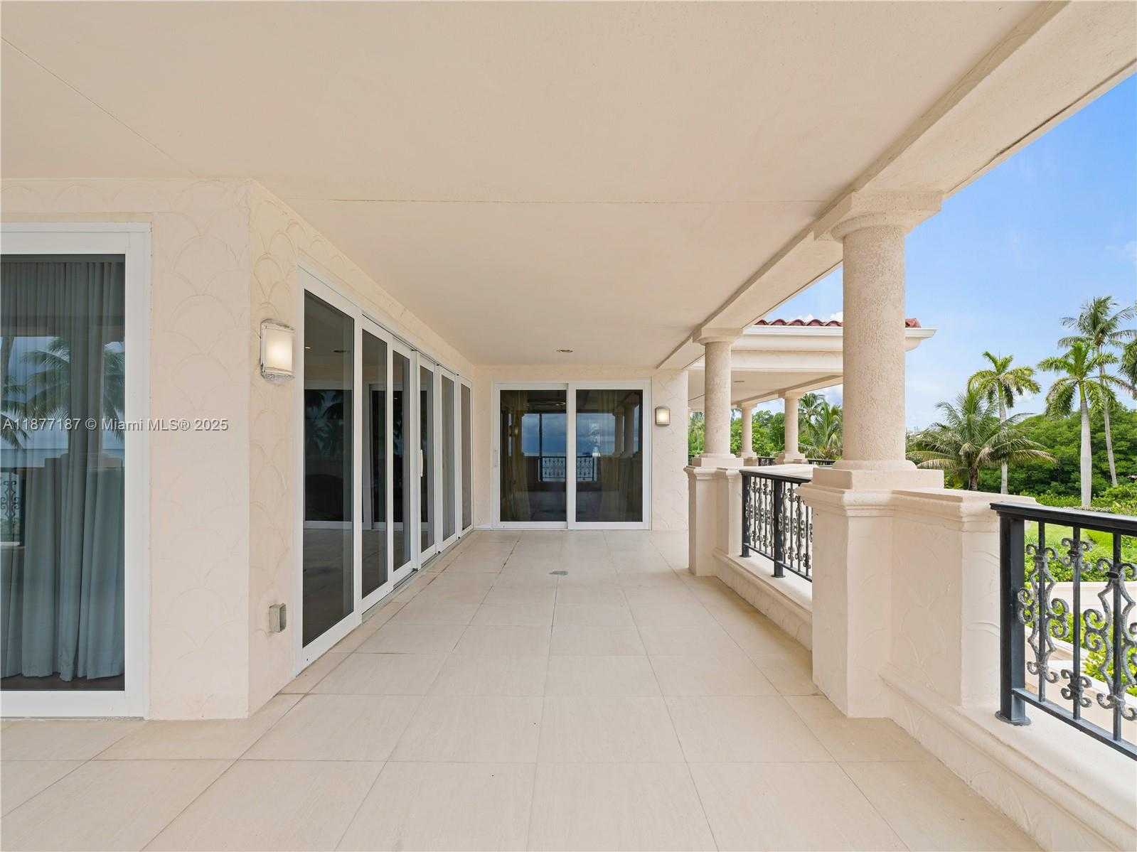 Small Image of 8011 FISHER ISLAND DR #8011, Miami Beach Number 6