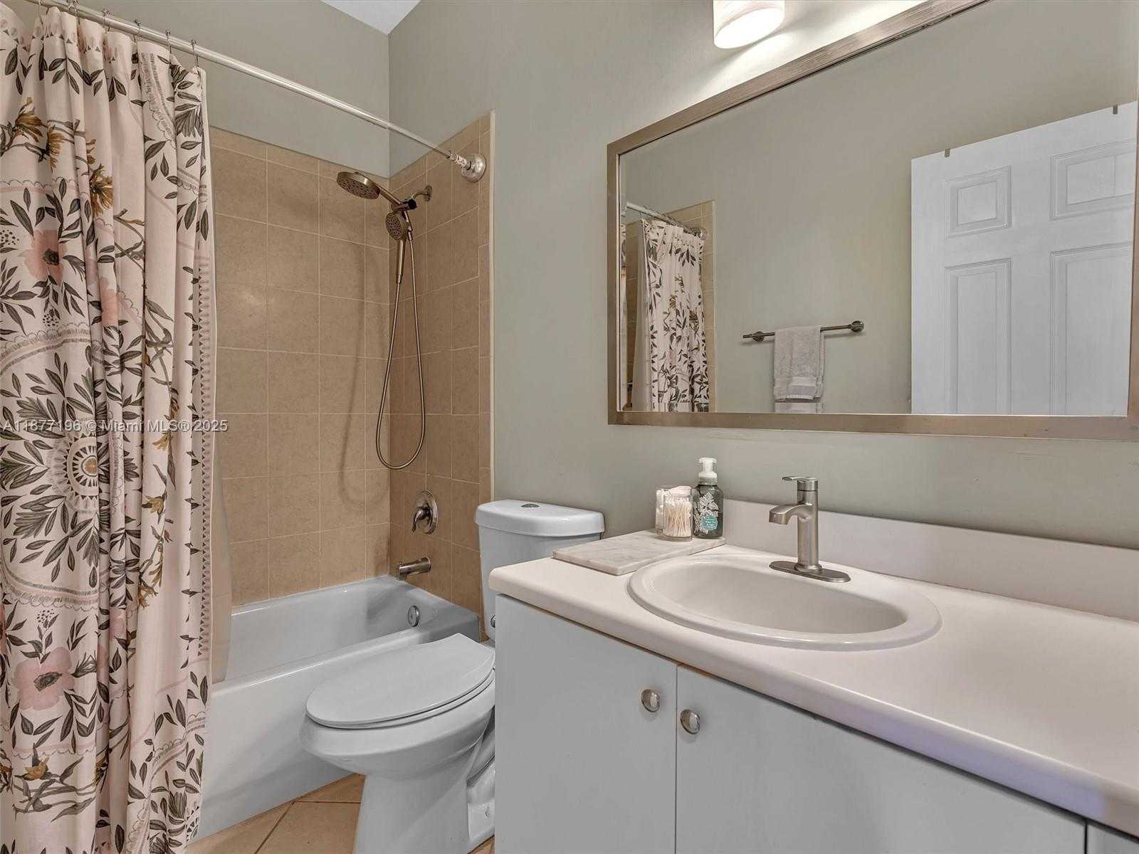 Small Image of 12918 SOUTH WEST 133RD TER, Miami Number 29