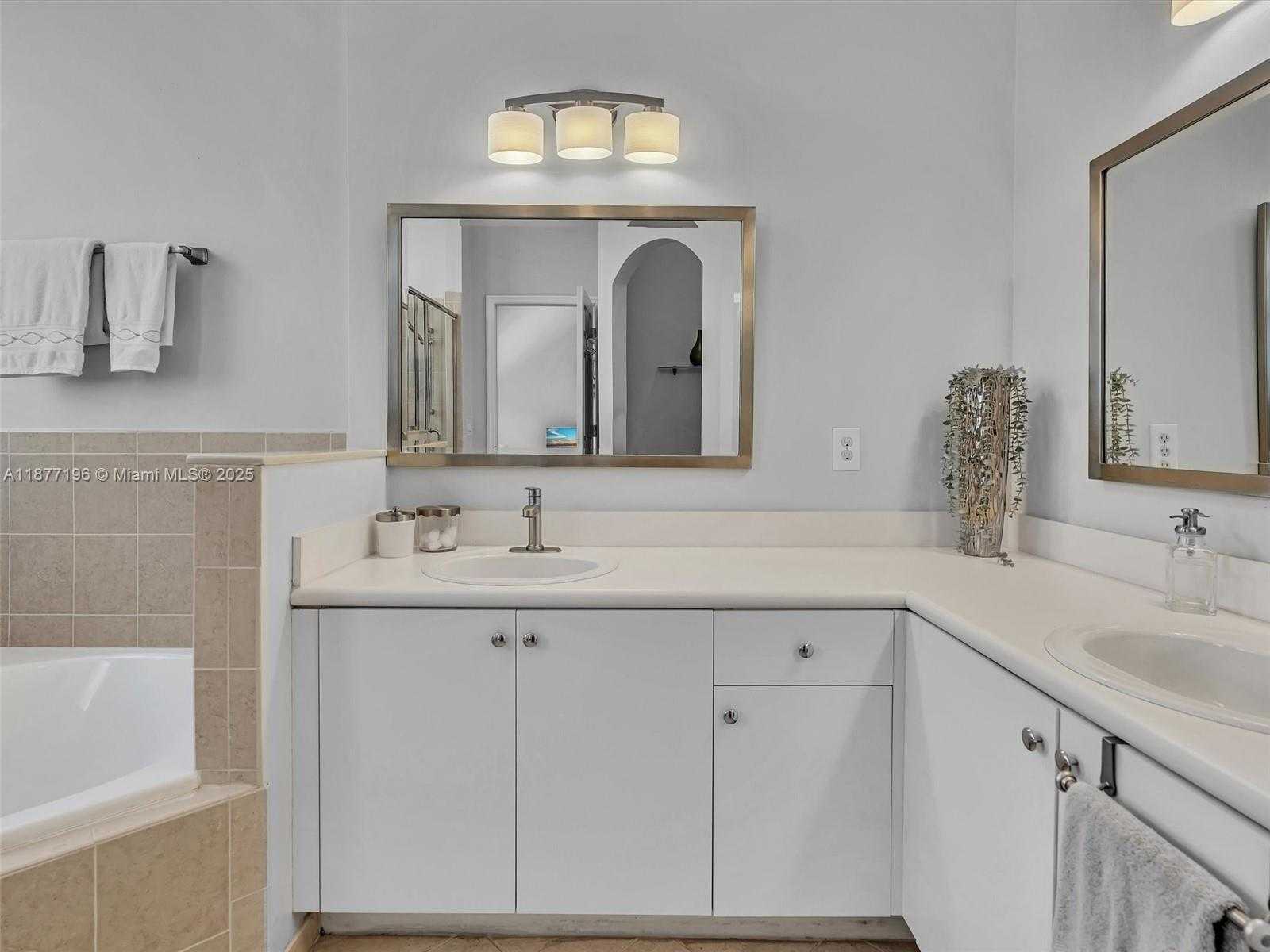 Small Image of 12918 SOUTH WEST 133RD TER, Miami Number 35