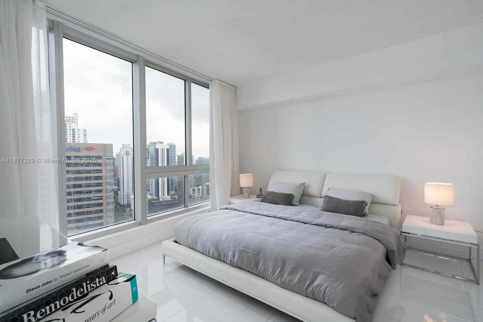 Small Image of 485 BRICKELL AVE #4110, Miami Number 9