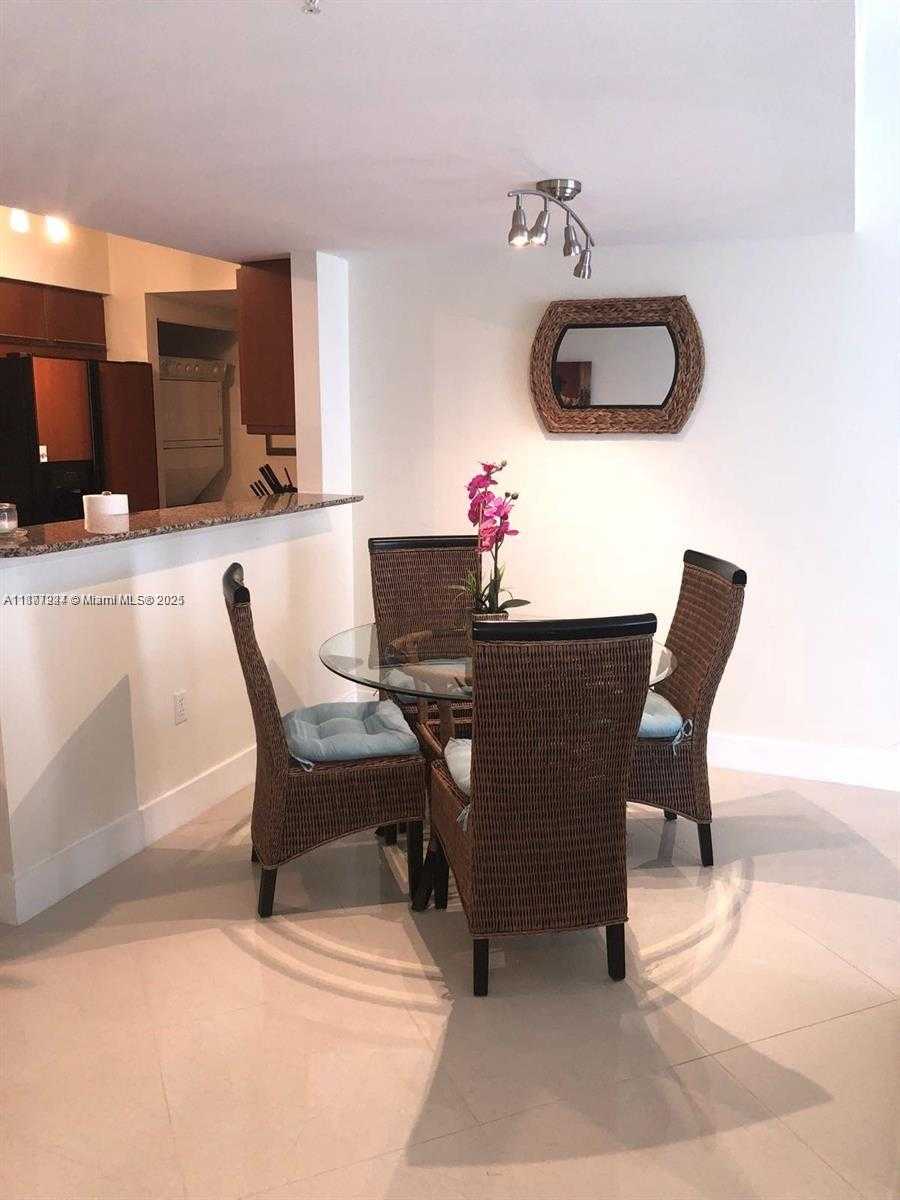 Small Image of 2080 SOUTH OCEAN DR #1507, Hallandale Beach Number 12