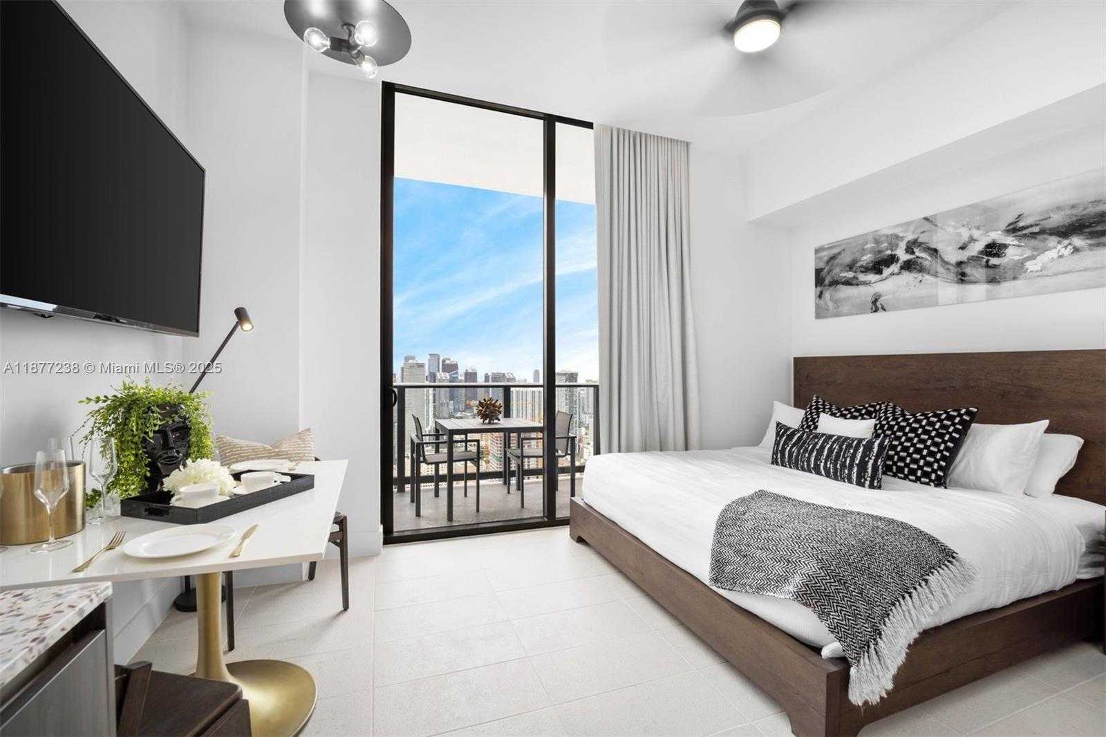 Small Image of 159 NORTH EAST 6TH ST #5112, Miami Number 13