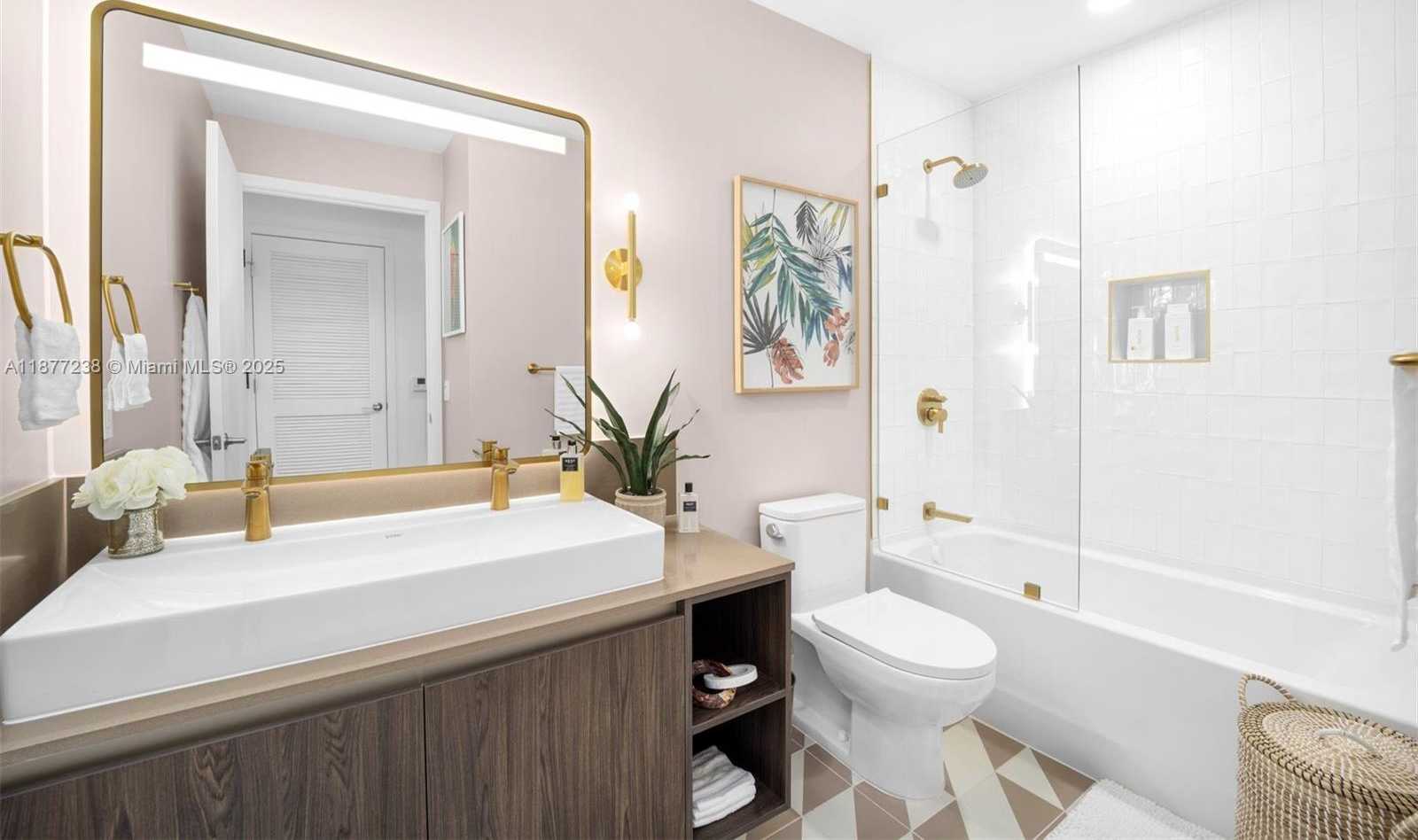 Small Image of 159 NORTH EAST 6TH ST #5112, Miami Number 17