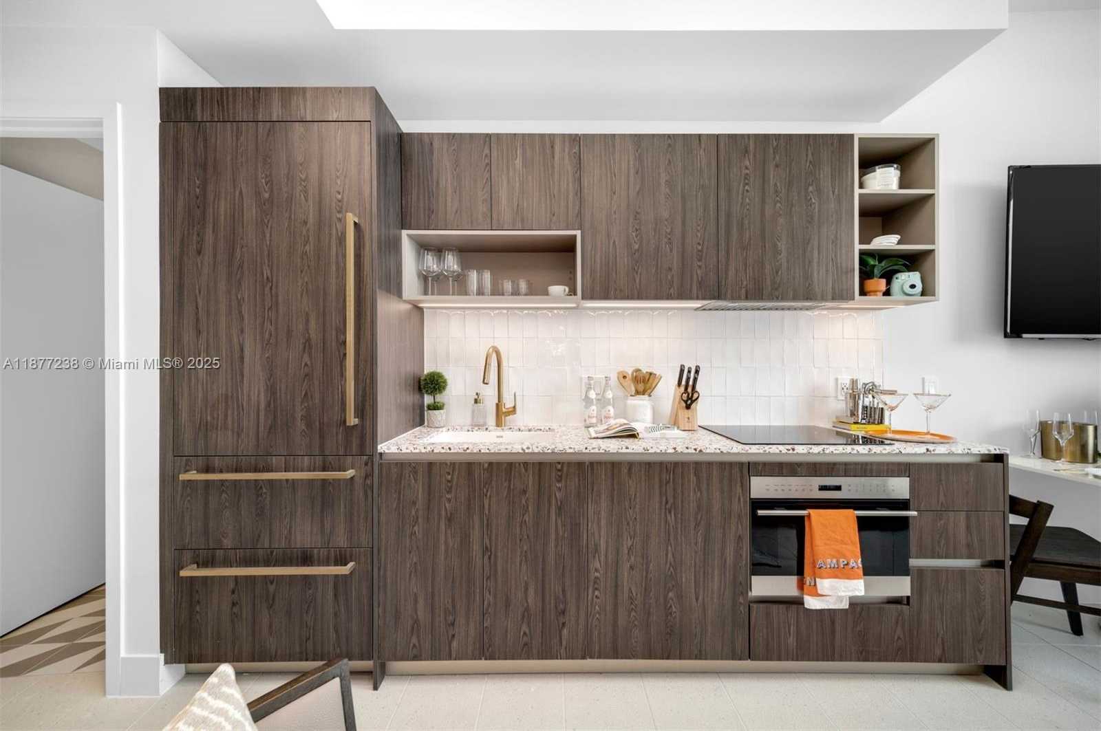 Small Image of 159 NORTH EAST 6TH ST #5112, Miami Number 5