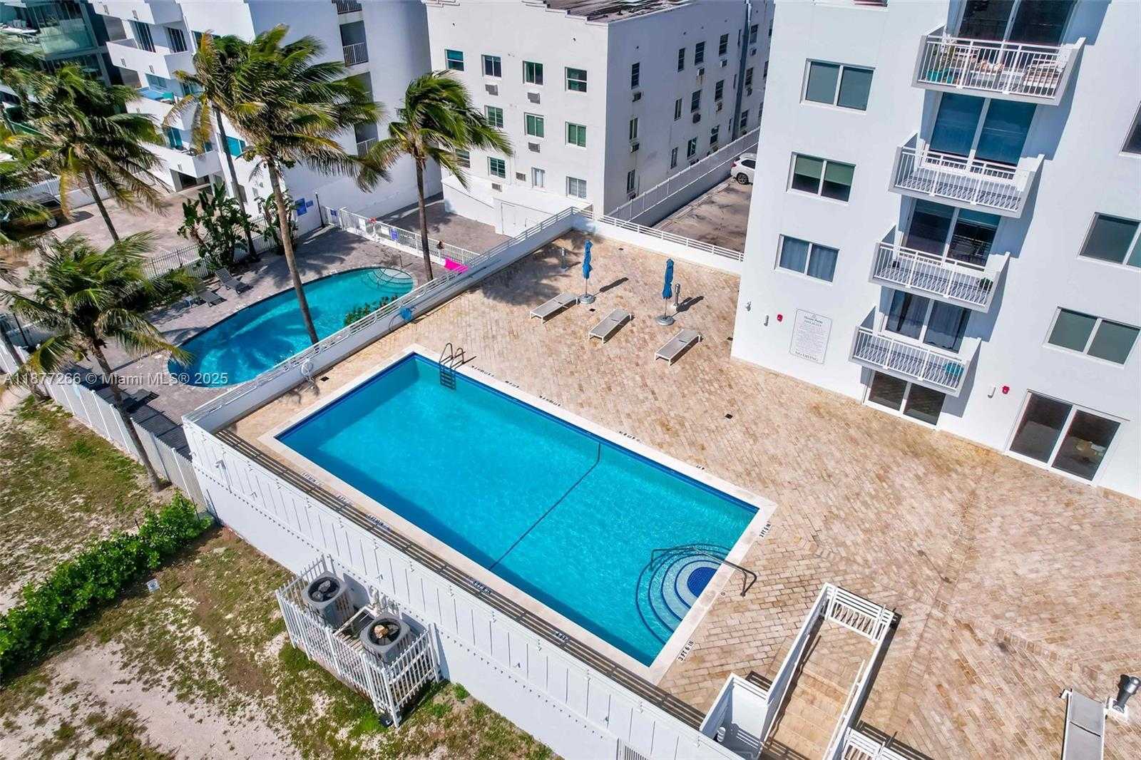 Small Image of 345 OCEAN DR #407, Miami Beach Number 36