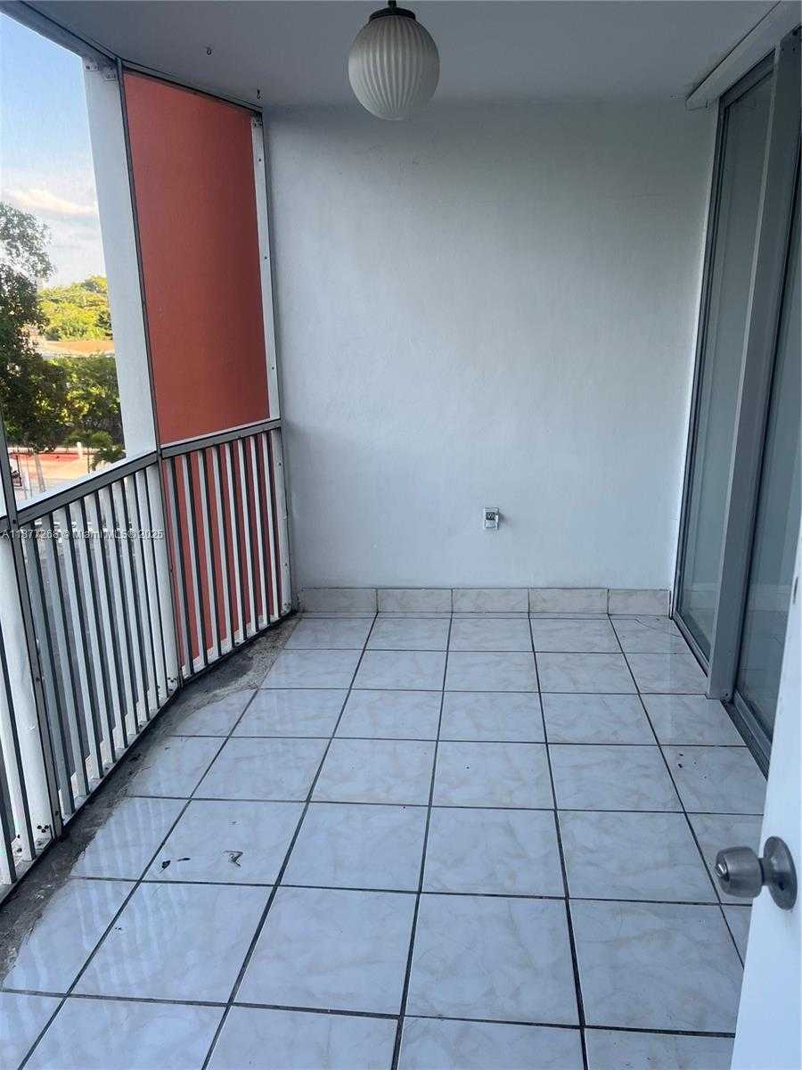 Imagen de Pequeño Objeto