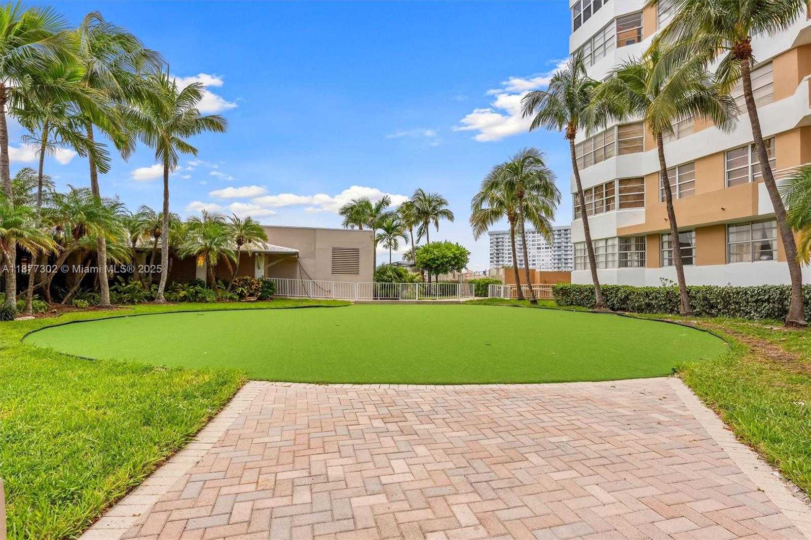 Small Image of 1965 SOUTH OCEAN DR #3L, Hallandale Beach Number 19