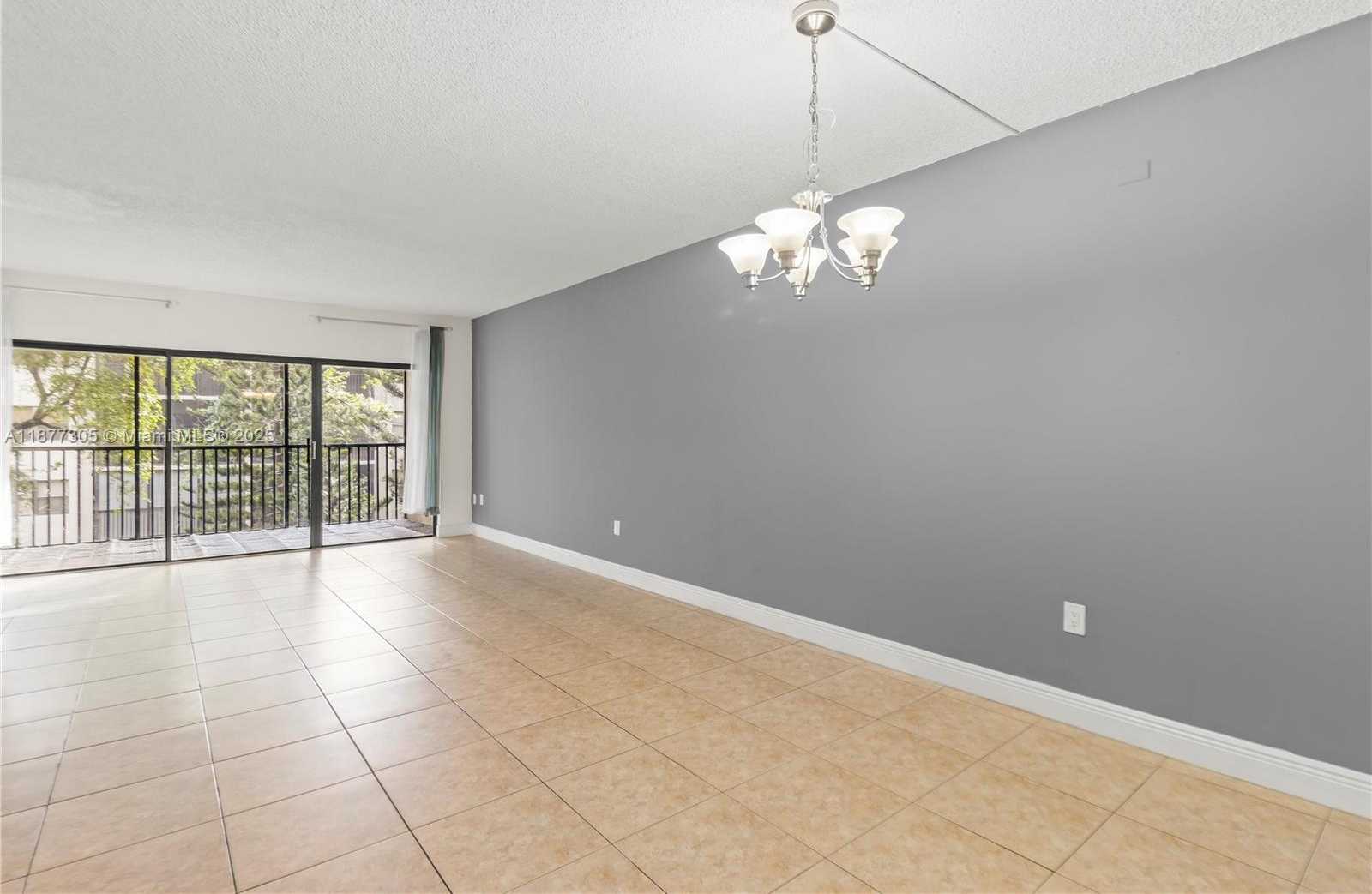 Small Image of 481 IVES DAIRY RD #303-4, Miami Number 2