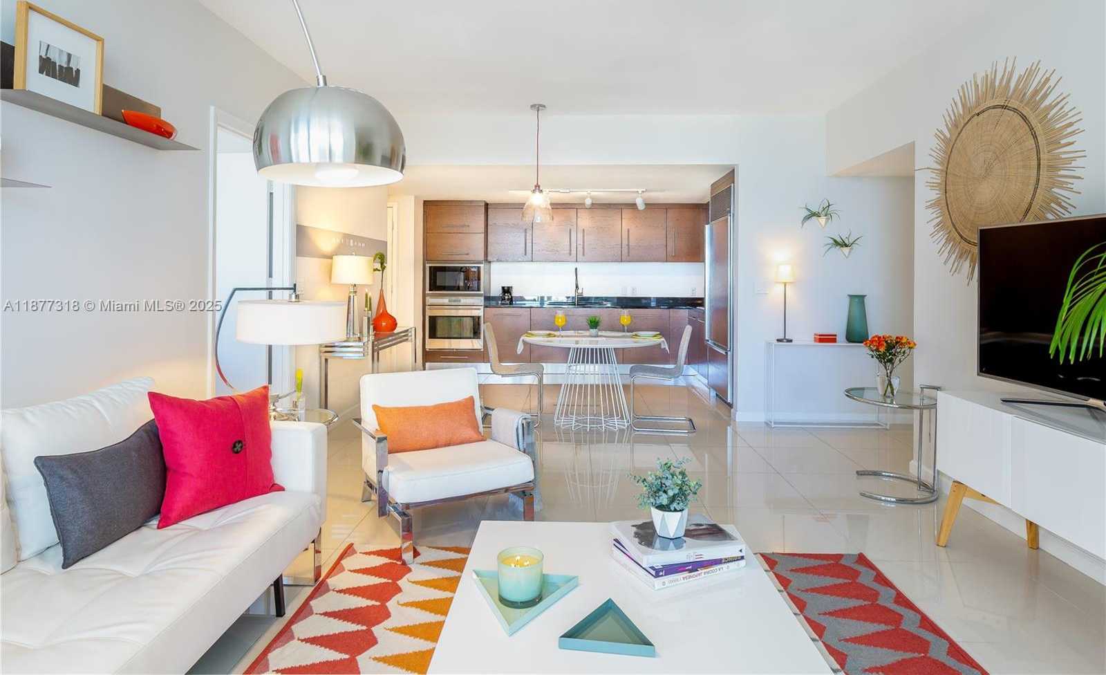 Small Image of 485 BRICKELL AVE #4101, Miami Number 12
