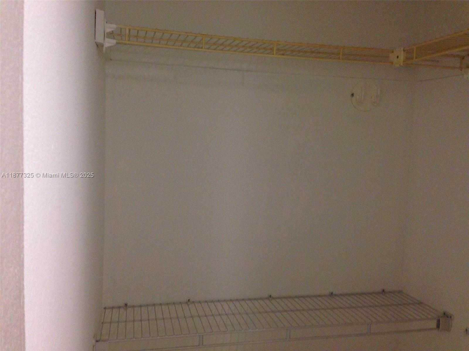 Small Image of 3375 NORTH COUNTRY CLUB DR #1001, Aventura Number 12