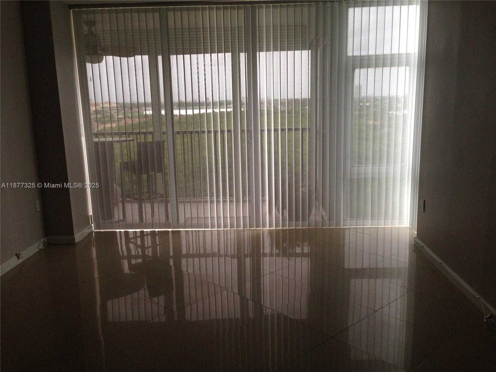Small Image of 3375 NORTH COUNTRY CLUB DR #1001, Aventura Number 14
