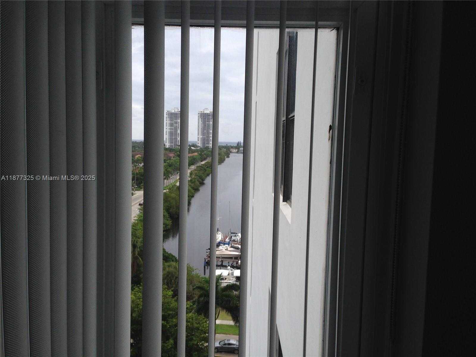 Small Image of 3375 NORTH COUNTRY CLUB DR #1001, Aventura Number 8