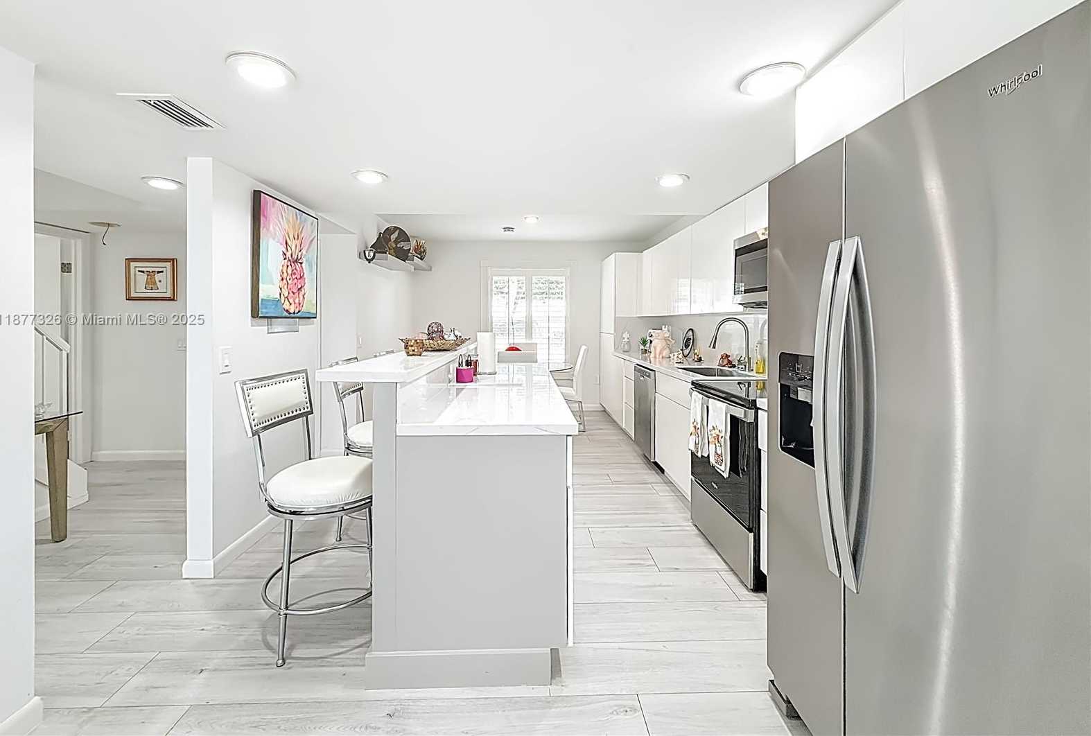 Small Image of 7110 SOUTH WEST 54TH ST, Miami Number 3