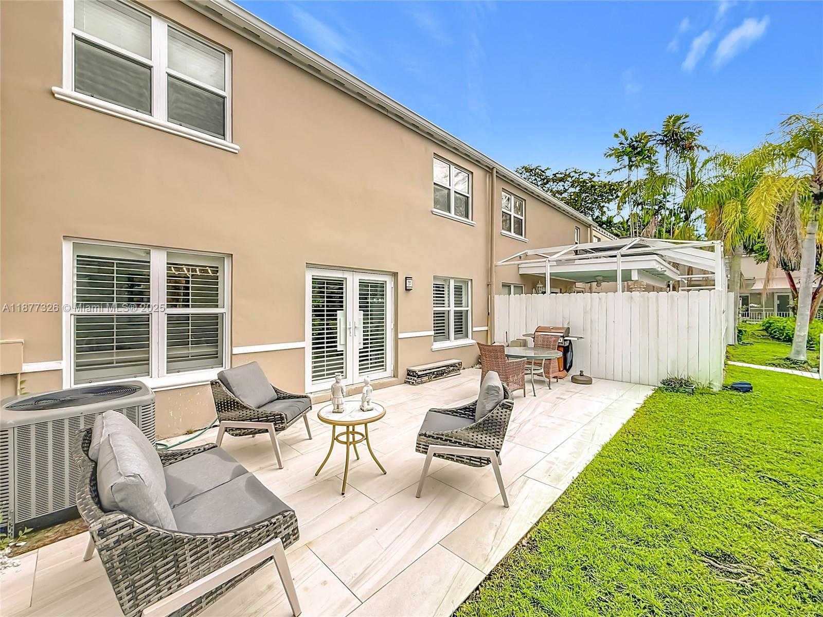 Small Image of 7110 SOUTH WEST 54TH ST, Miami Number 31
