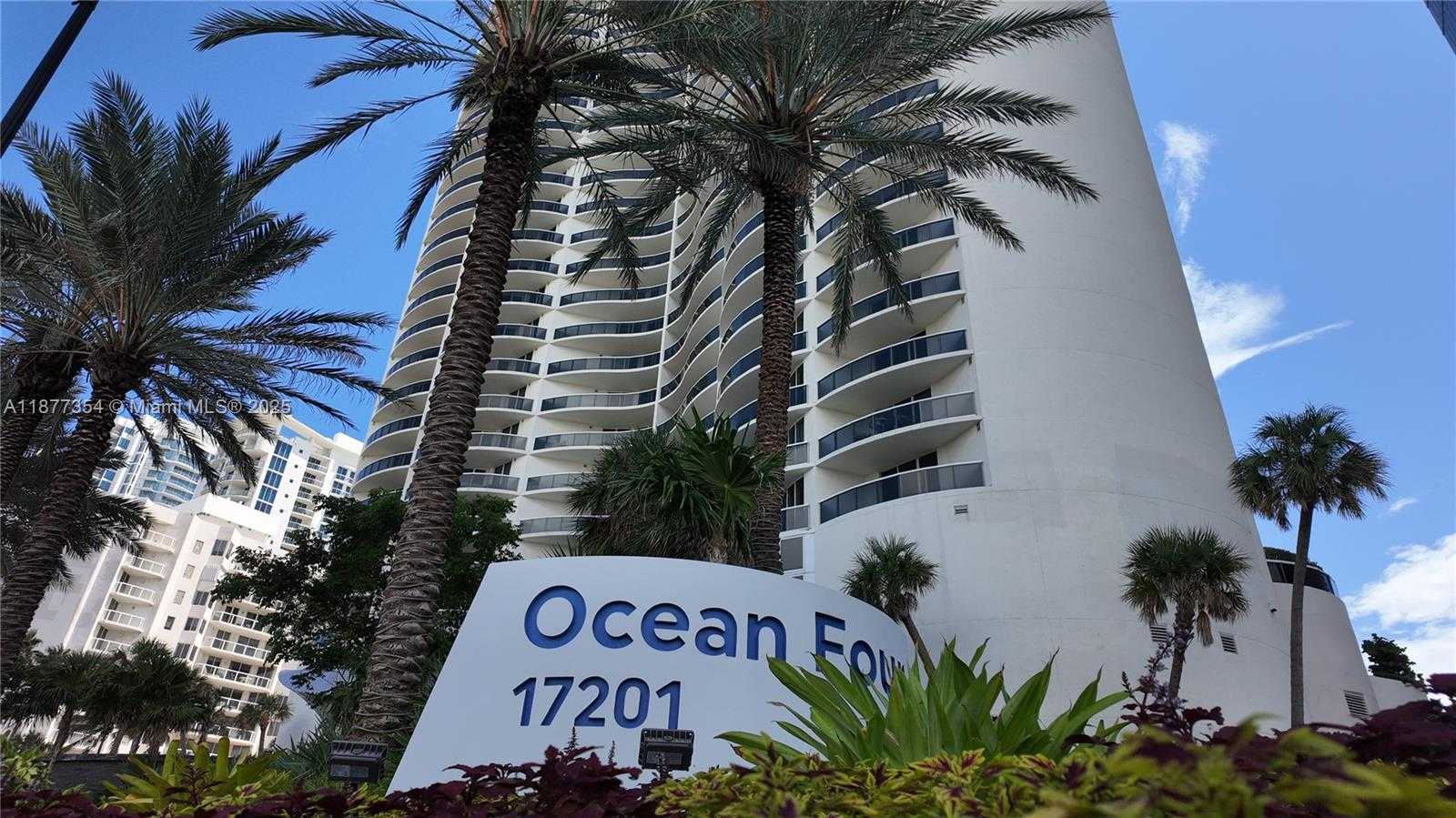 Small Image of 17201 COLLINS AVE #706, Sunny Isles Beach Number 4
