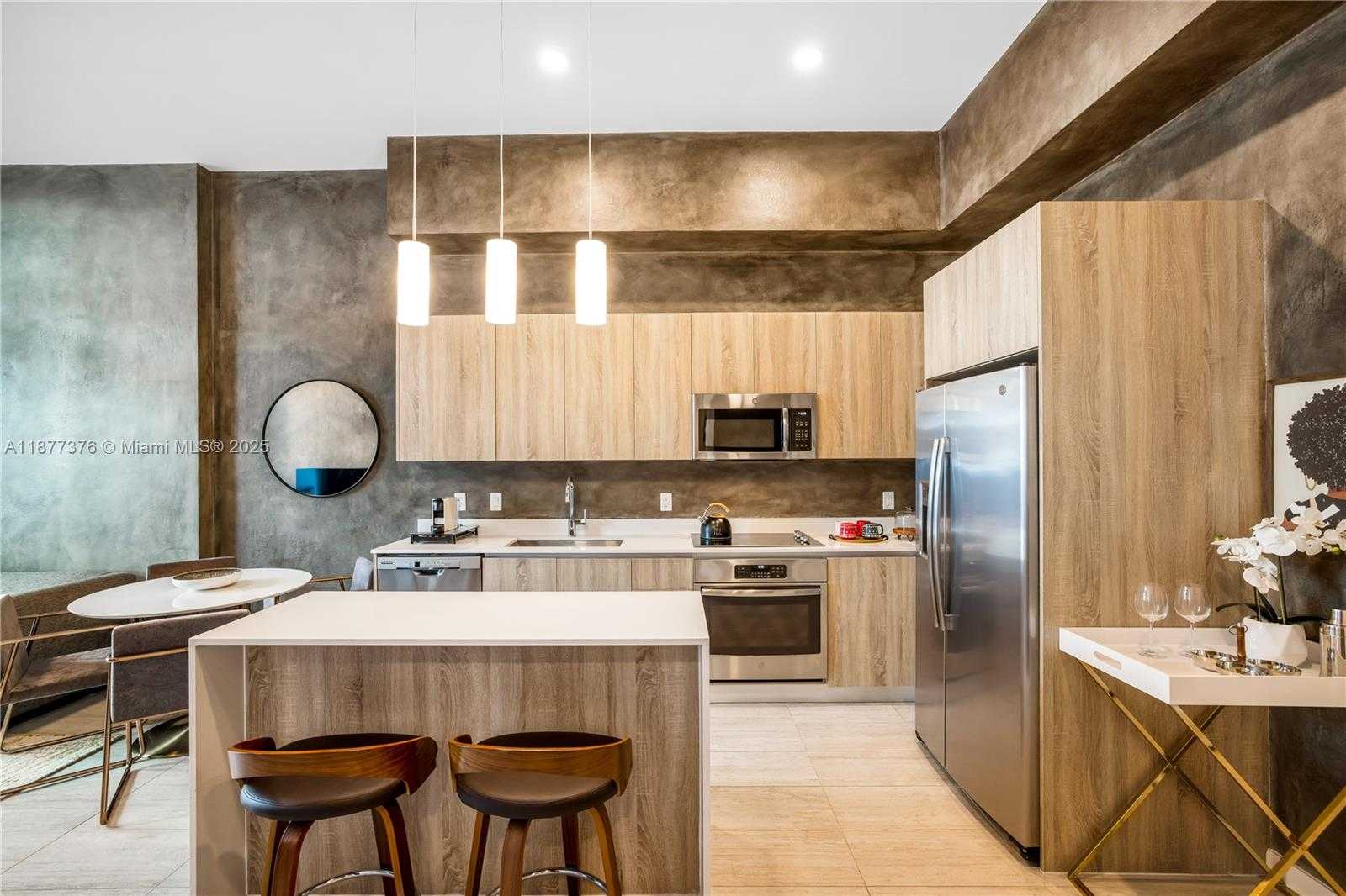 Small Image of 3900 BISCAYNE BLVD #S-616, Miami Number 4