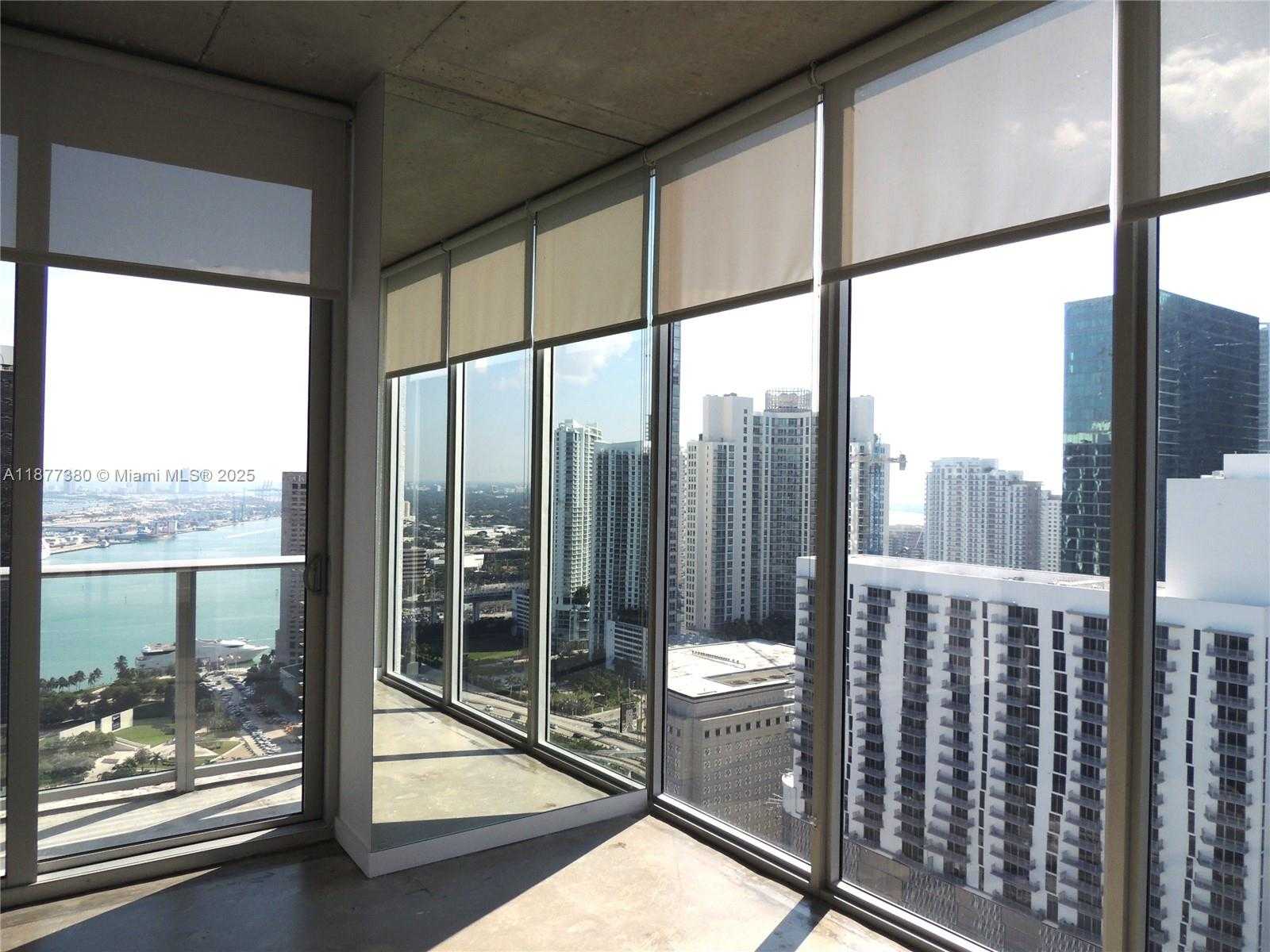 Small Image of 151 SOUTH EAST 1ST ST #3301, Miami Number 2