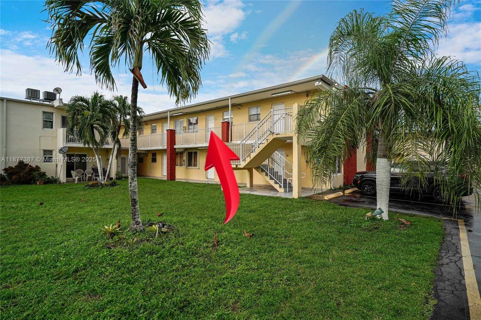 Small Image of 1255 WEST 49TH PL #H202, Hialeah Number 2