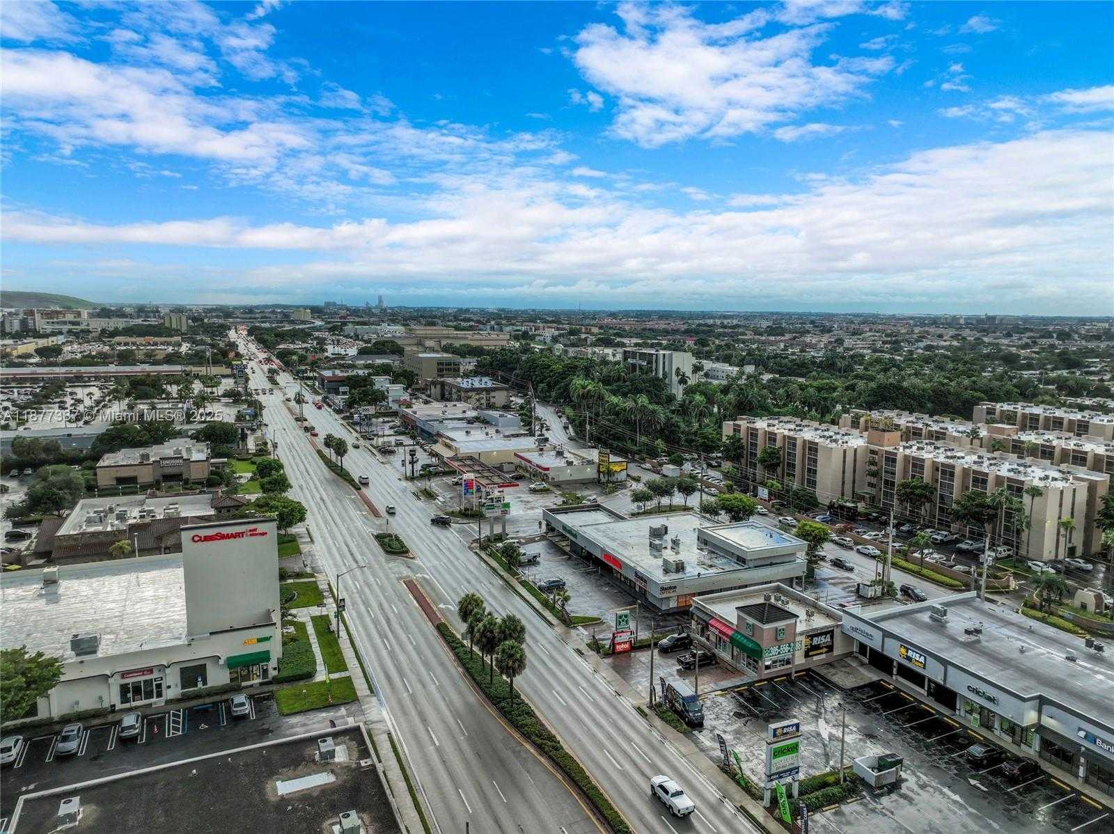 Small Image of 1255 WEST 49TH PL #H202, Hialeah Number 35