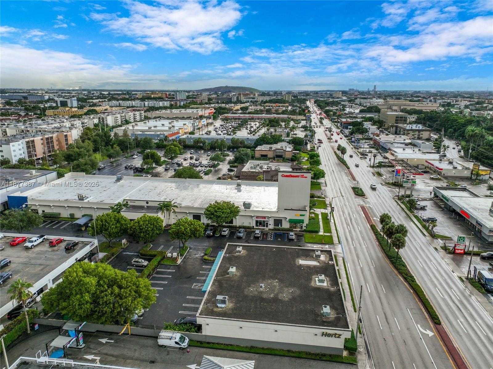 Small Image of 1255 WEST 49TH PL #H202, Hialeah Number 36